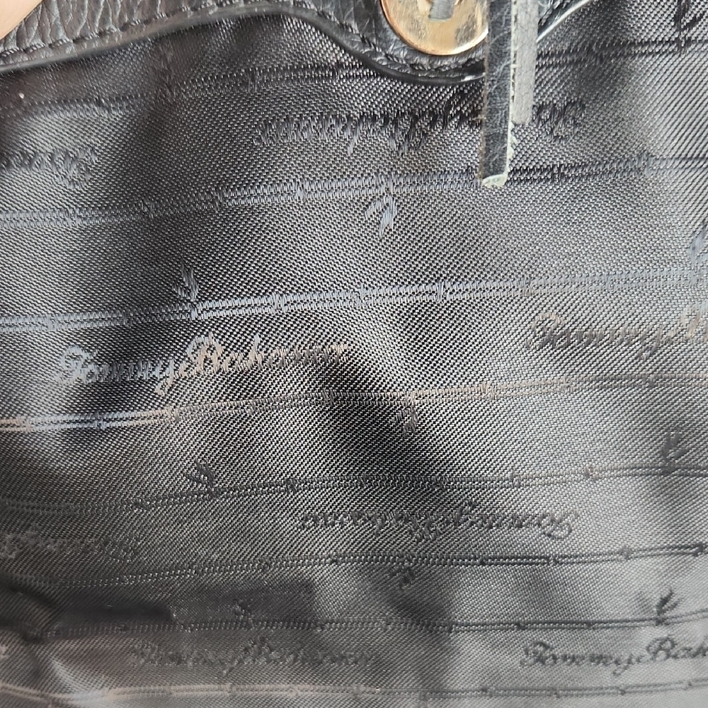 Tommy Bahama Black and Tan Crossbody Bag 100 Percent Leather - Picture 5 of 16